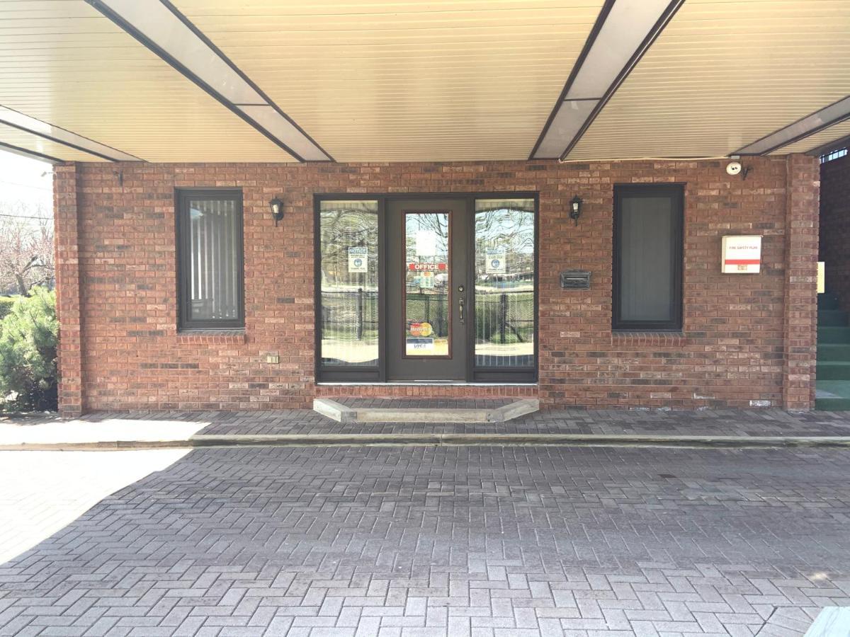 Green Acres Motel Mississauga Extérieur photo